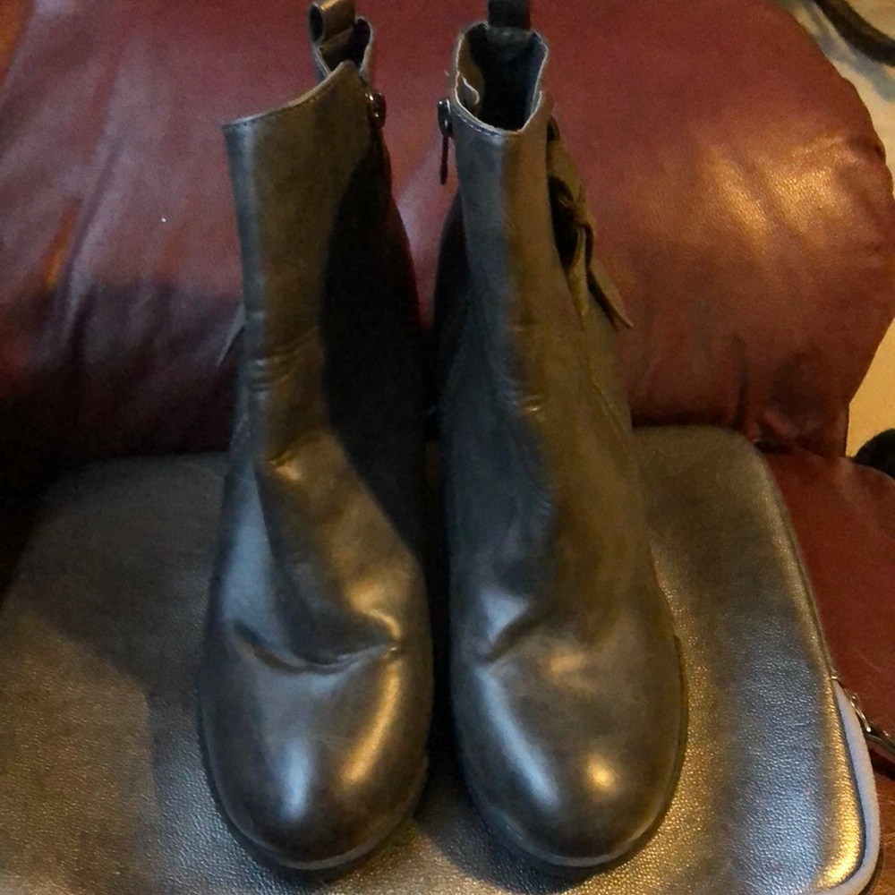 Dark gray booties